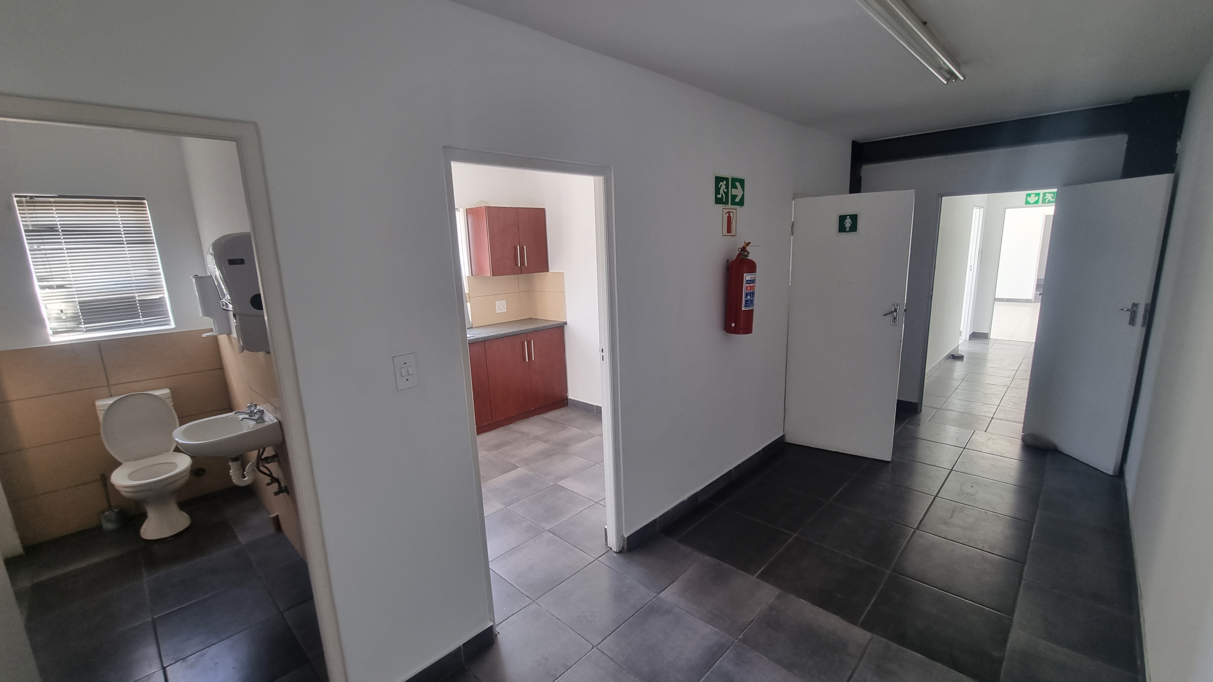 To Let commercial Property for Rent in Muizenberg Western Cape